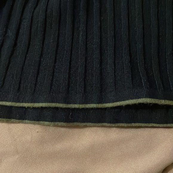 Horny Toad Navy Blue V Neck Sweater Size large - Picture 4 of 6